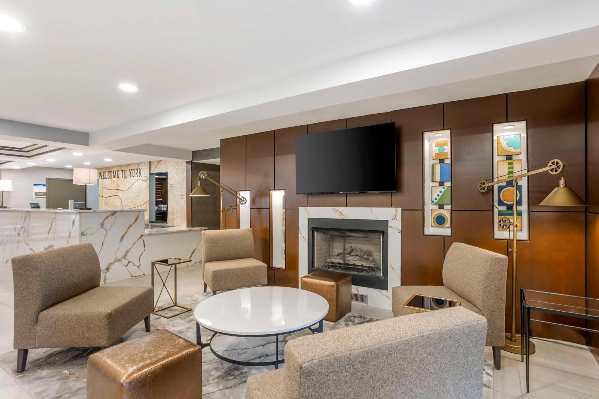 Best Western Plus Heritage Rail Inn & Suites York Buitenkant foto